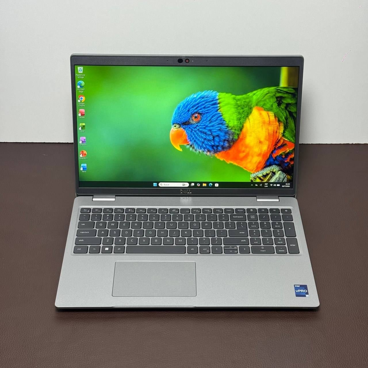 Notebook Dell i7 vPro 12th Generación, Teclado Retroiluminado y Reconocimiento Facial, 16 de RAM y 512 NVMe M.2 SSD SemiNuevo