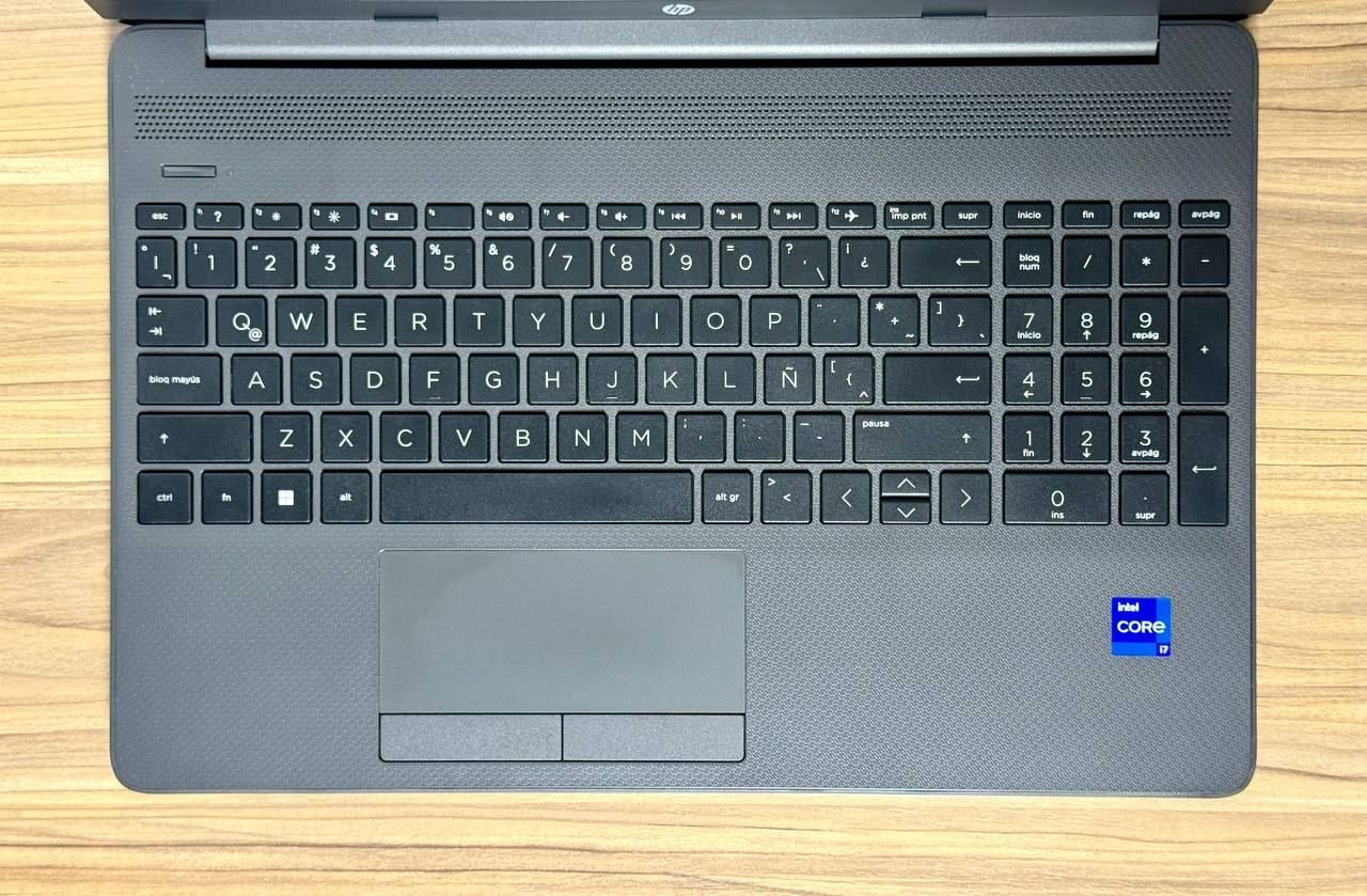 Notebook HP i7 12th Generación, 20 de RAM y 512 NVMe M.2 SSD SemiNuevo