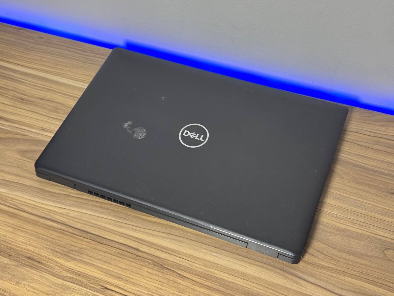 Notebook Dell i7 11th Generacion, 16 de RAM y 512 NVMe M.2 SSD SemiNuevo