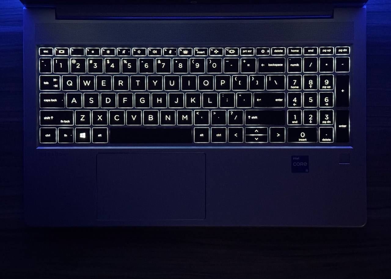Notebook HP Probook i5 11th Generacion, teclado Retroiluminado y Huella, 16 de RAM y 256 NVMe M.2 SSD SemiNuevo